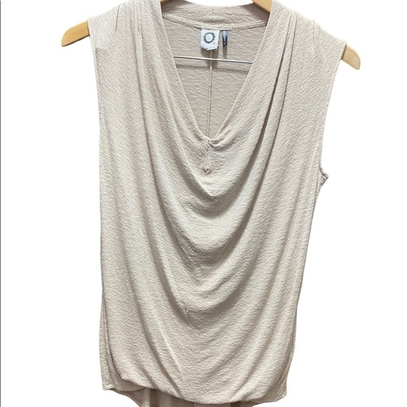 Anthropologie Tops - Anthropologie Akemi+ Kin Ivory Sleeveless Top